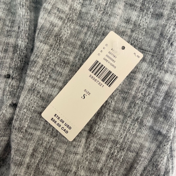 Brand new, Anthropologie shirt/sweater! Perfect for fall! - Picture 2 of 4